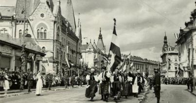 „Komolyan veszem, hogy minden mindennel összefügg” (2.)