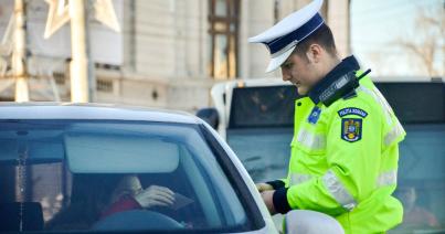 Egy nap alatt csaknem 500 gépjárművezetői jogosítványt függesztettek fel
