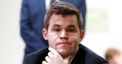 Carlsen kikapott, de maradt az élen