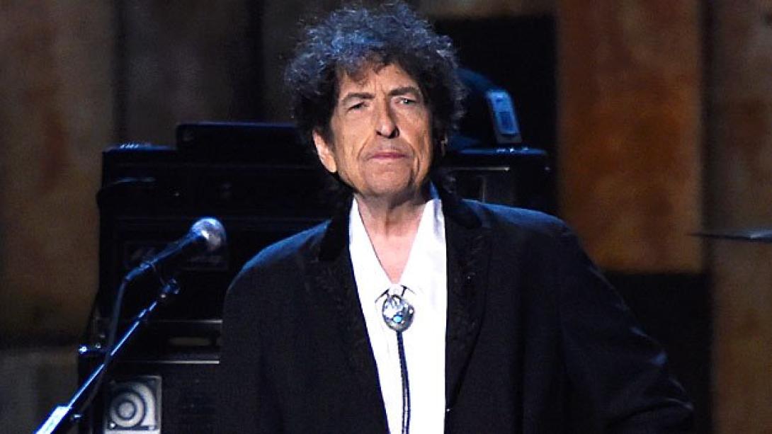 Bob Dylan, a Holdra lépés és az irodalmi Nobel-díj