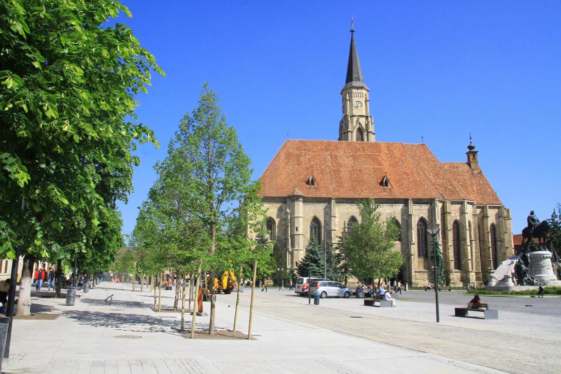 Végéhez közelednek a főtéri munkálatok