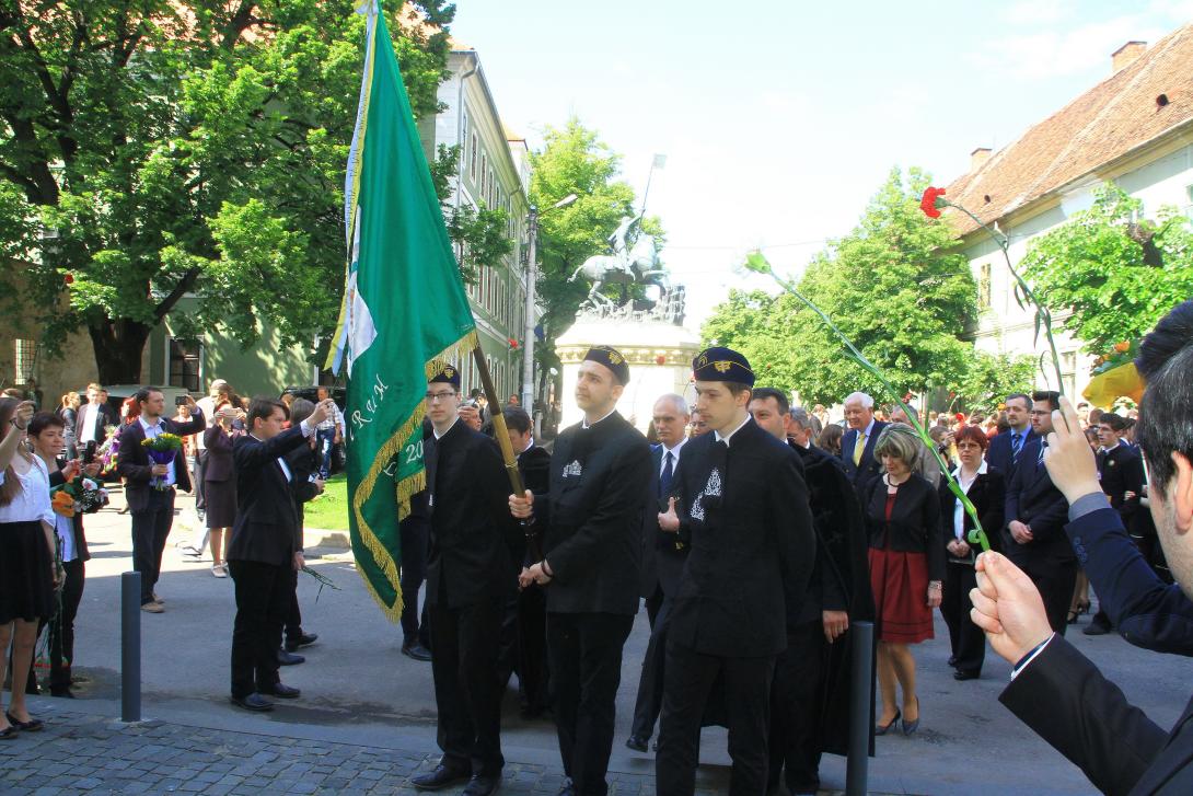 Ballagás a Református Kollégiumban