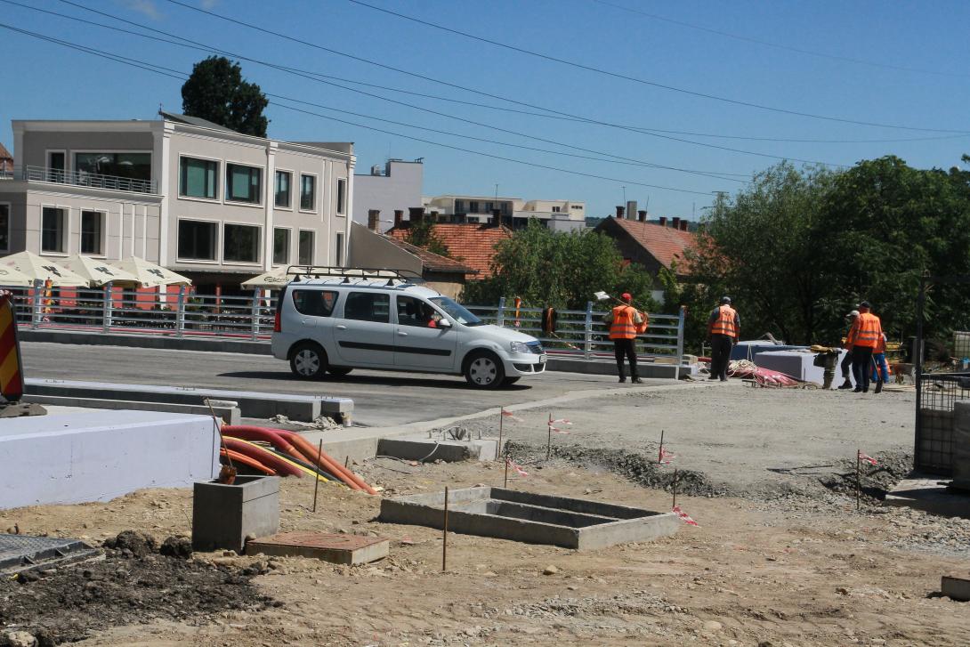 Végéhez közelednek az Árpád híd munkálatai