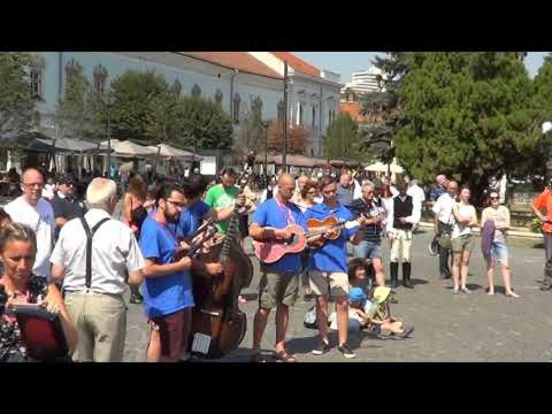 VIDEÓ - KMN: Tánckavalkád a Főtéren