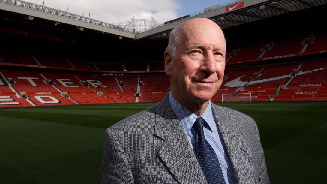 Sir Bobby Charlton nyolcvanéves