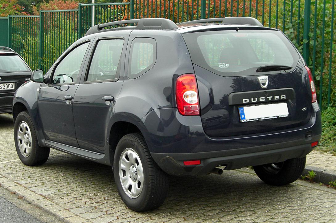 A Dacia 1826 darab Dustert hív vissza