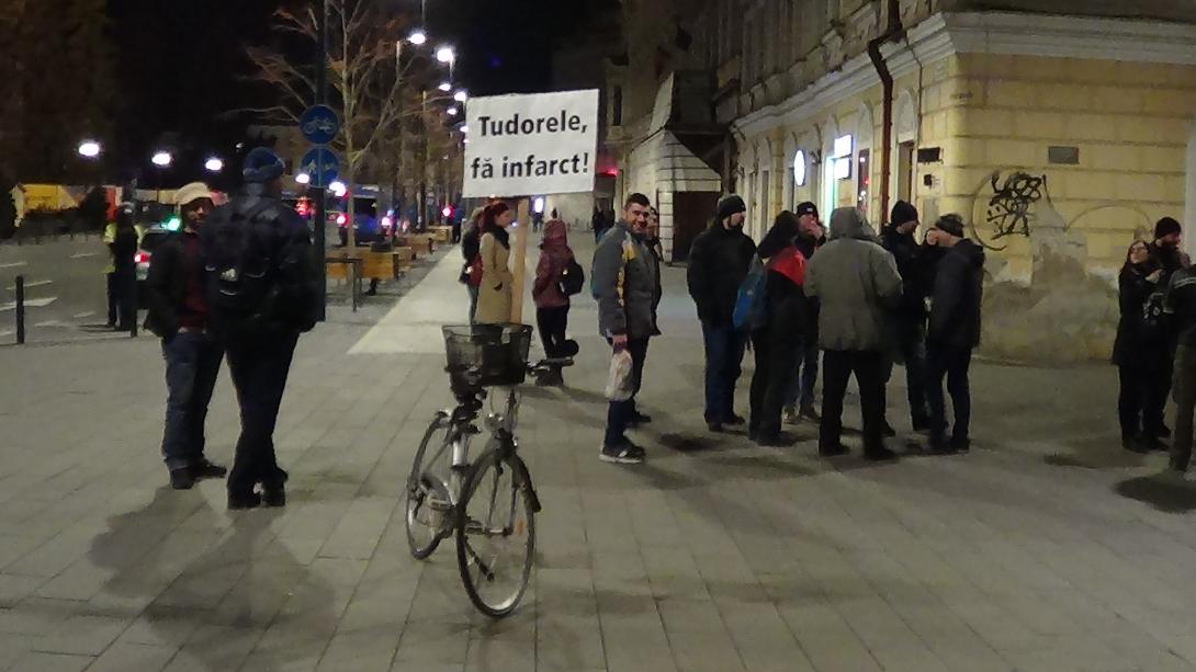 VIDEÓ - Azt hitték, a csendőrök filmezik őket