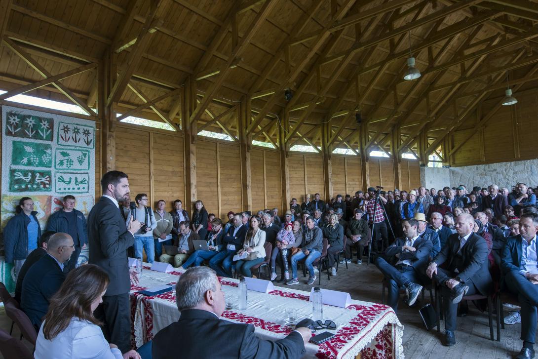 Az Erdélyi Gazdaságfejlesztési Program új fejezetét jelentette be Magyar Levente államtitkár