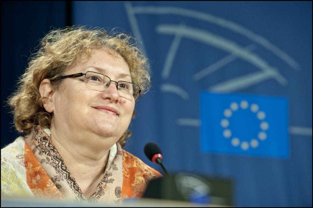 Renate Webert javasolja az ALDE ombudsmannak