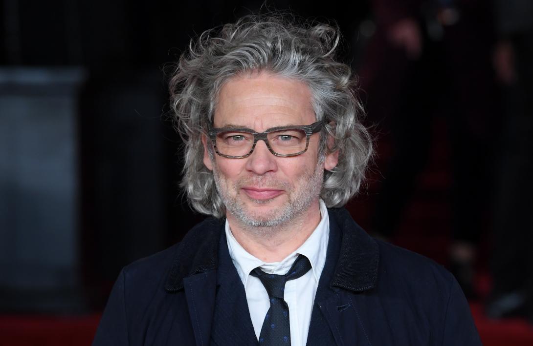 Dexter Fletcher rendezheti a harmadik Sherlock Holmes-filmet