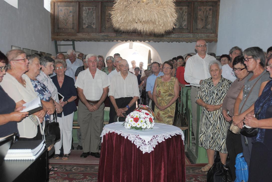 Tompaházán ünnepelte a Fehér megyei magyarság Szent István-napját