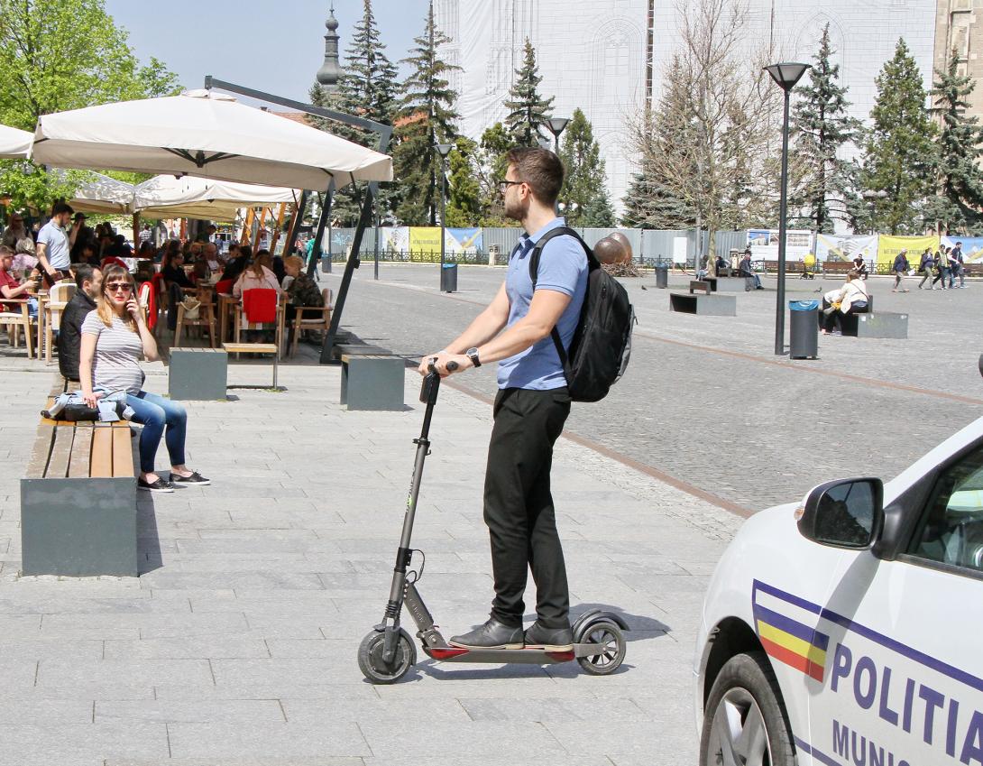 Veszélyes is lehet az elektromos rollerek használata