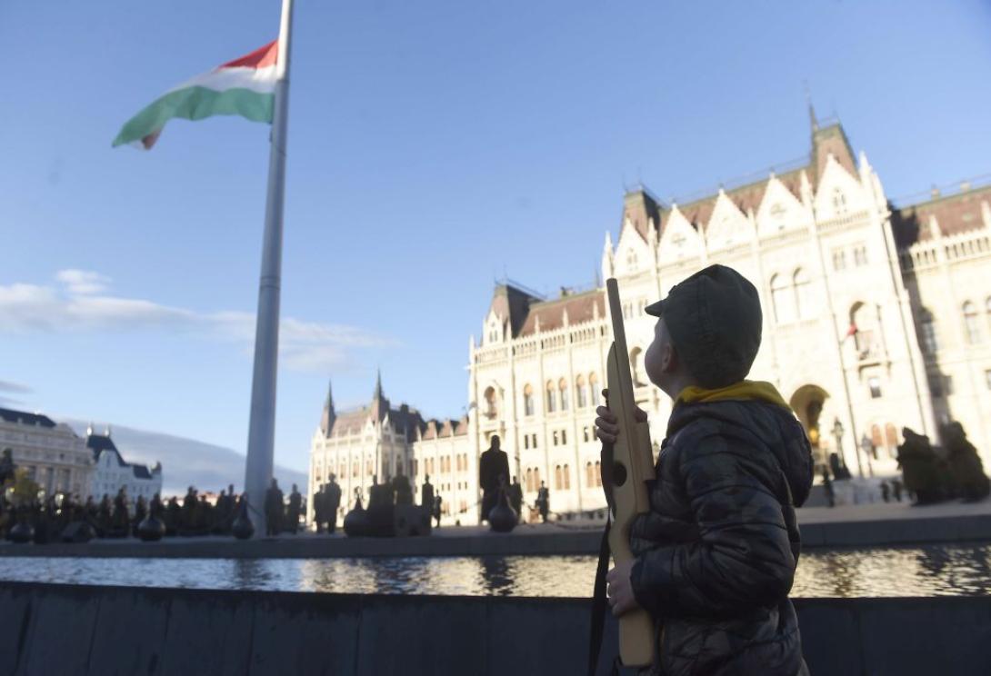 Áder: Batthyány Lajos életútja mutatja, mekkora érték a szabadság és a függetlenség