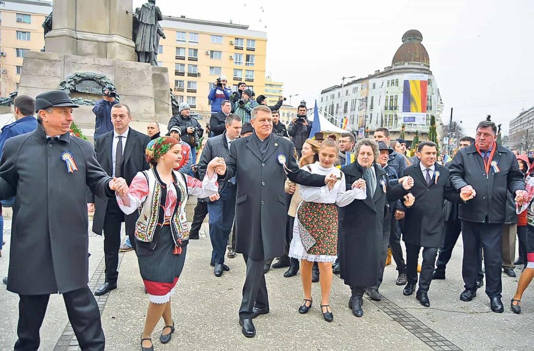 Elkezdődött a végső hajrá az államfői tisztségért