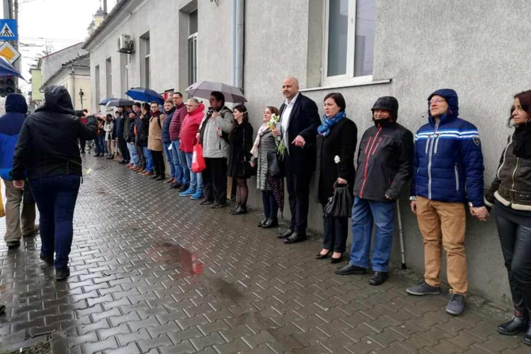 Élőlánc: bontsák le a Stancát és építsenek a helyén modern szülészetet!