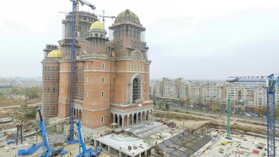 Megbírságolták a Google-t, amiért térképalkalmazásán átnevezték az új bukaresti ortodox katedrálist