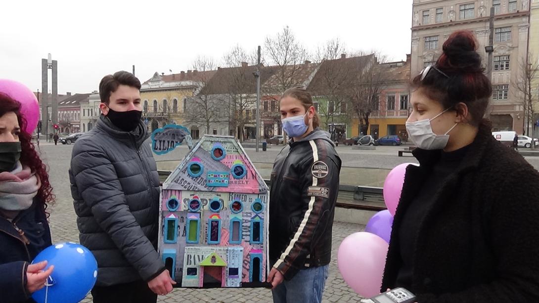 VIDEÓ - Mit próbálnak közvetíteni a Babeș–Bolyai Tudományegyetem Színház és Film Karának diákjai?