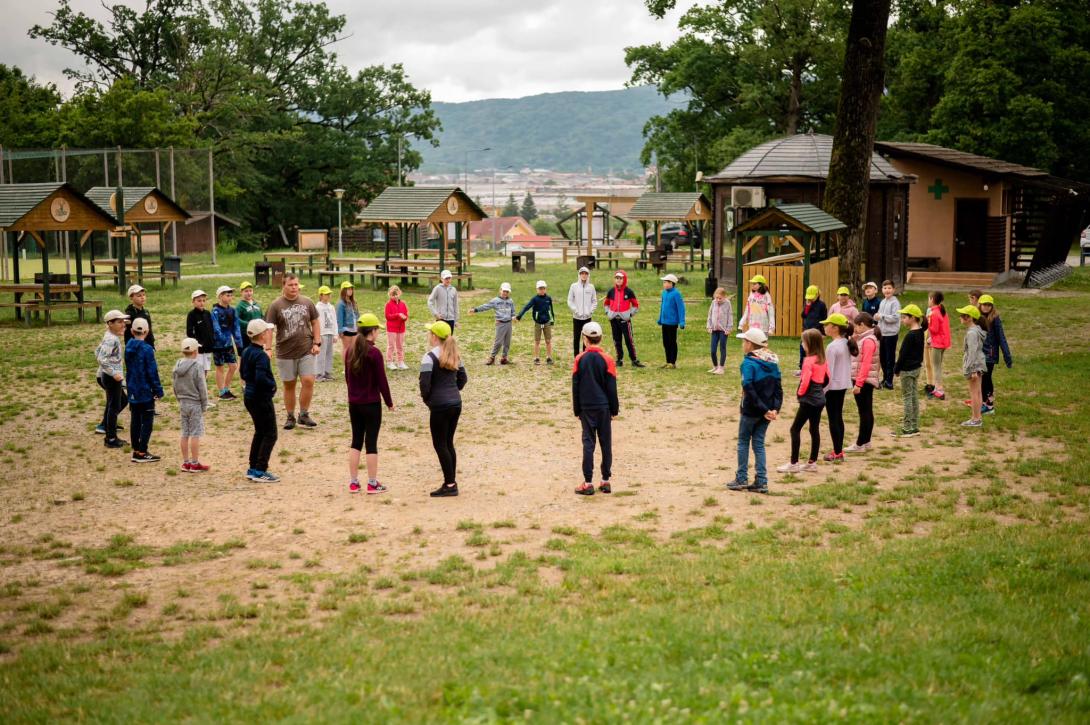 Nyári íjásztábor Besztercén: a kellemes mellett hasznosan is eltölthető a nyári szünet