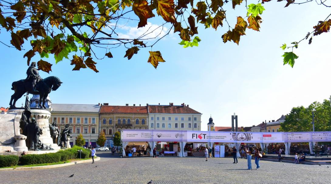 Megnyílt Erdélyi Nemzetközi Könyvfesztivál a Főtéren